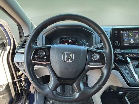 Used 2023 Honda Odyssey Touring image 13