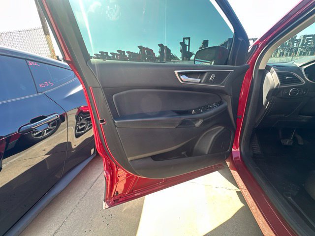 Used 2020 Ford Edge SEL w/ Convenience Package FWD image 11
