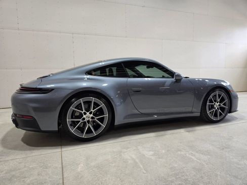 Used 2025 Porsche 911 Carrera T RWD image 57