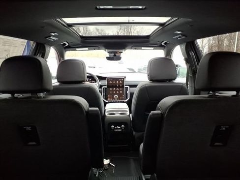 New 2026 GMC Acadia Elevation w/ Black Edition AWD/4WD image 28