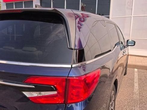Used 2021 Honda Odyssey EX-L image 6
