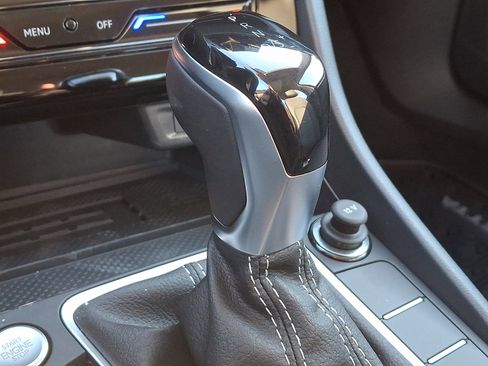 New 2026 Volkswagen Jetta SE image 8