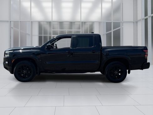 Certified 2023 Nissan Frontier SV w/ Midnight Edition Package RWD image 3