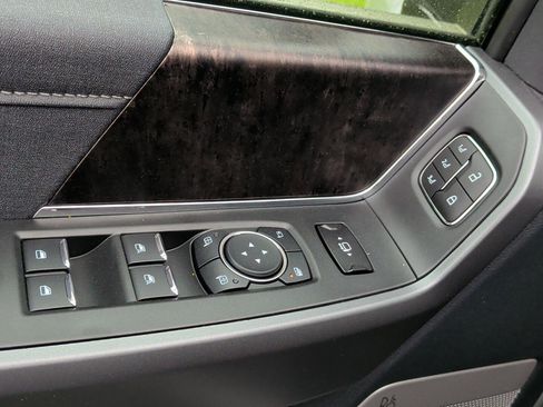 New 2026 Ford F250 Lariat w/ Black Appearance Package image 10