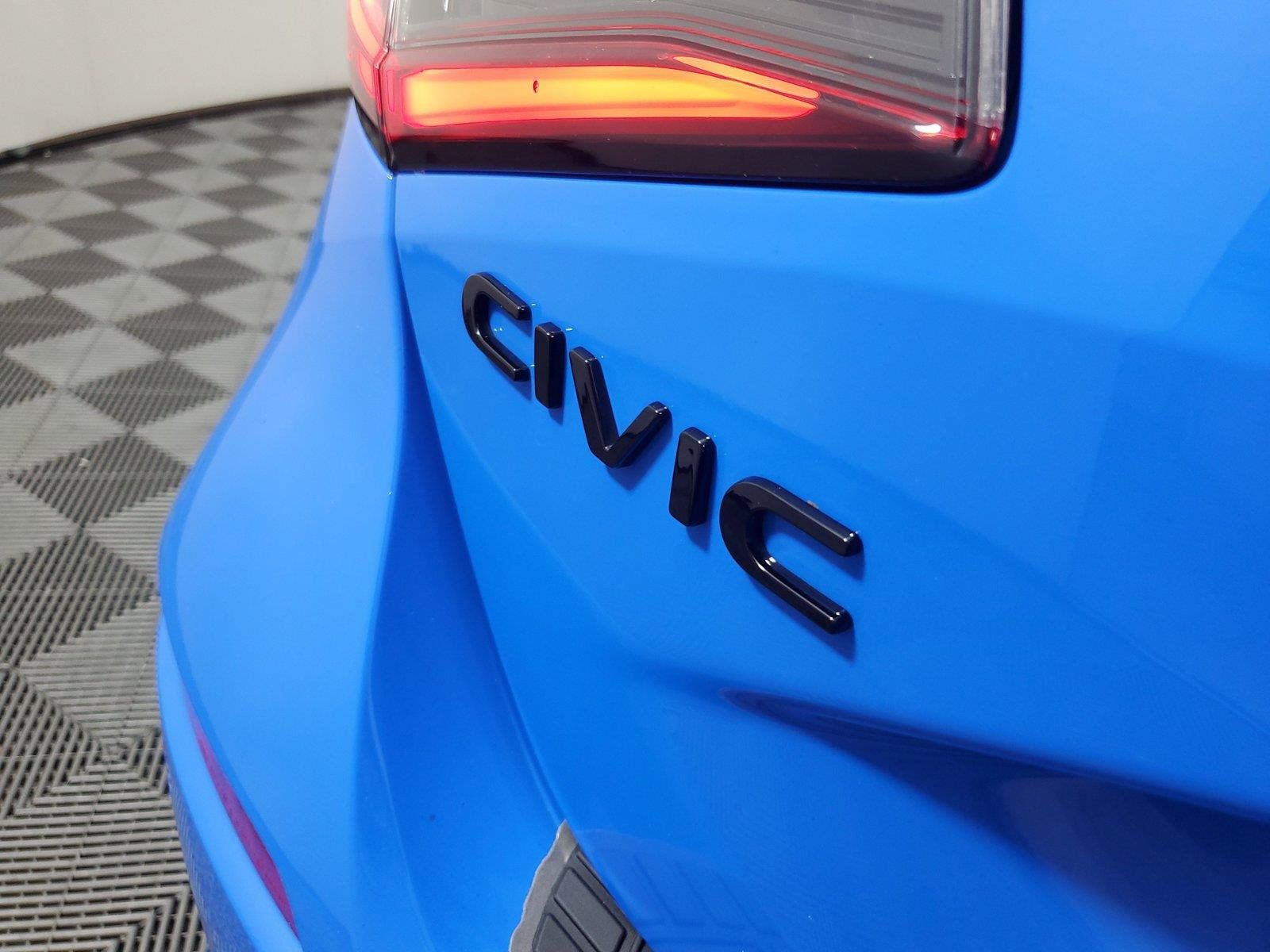 Used 2023 Honda Civic Sport Touring image 8