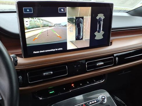 Certified 2023 Lincoln Nautilus Reserve w/ Equipment Group 201A image 25