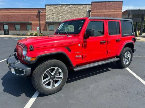 Used 2020 Jeep Wrangler Unlimited Sahara w/ Dual Top Group AWD/4WD image 2