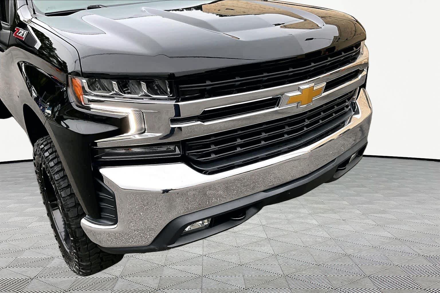 Used 2021 Chevrolet Silverado 1500 LT w/ Z71 Off-Road Package AWD/4WD image 59