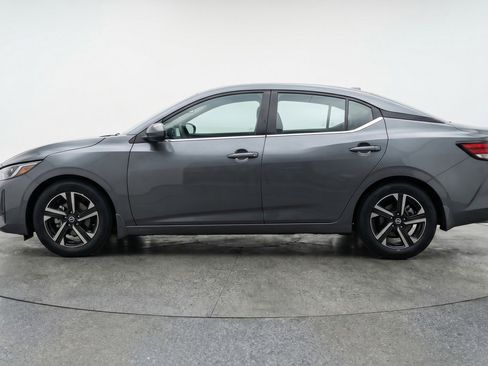 Used 2025 Nissan Sentra SV FWD image 5