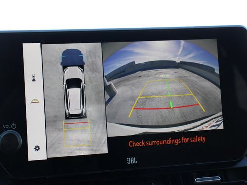 Used 2024 Toyota RAV4 Limited w/ Advanced Technology Package image 32