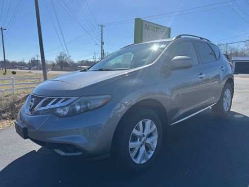 Used 2014 Nissan Murano SV image 2