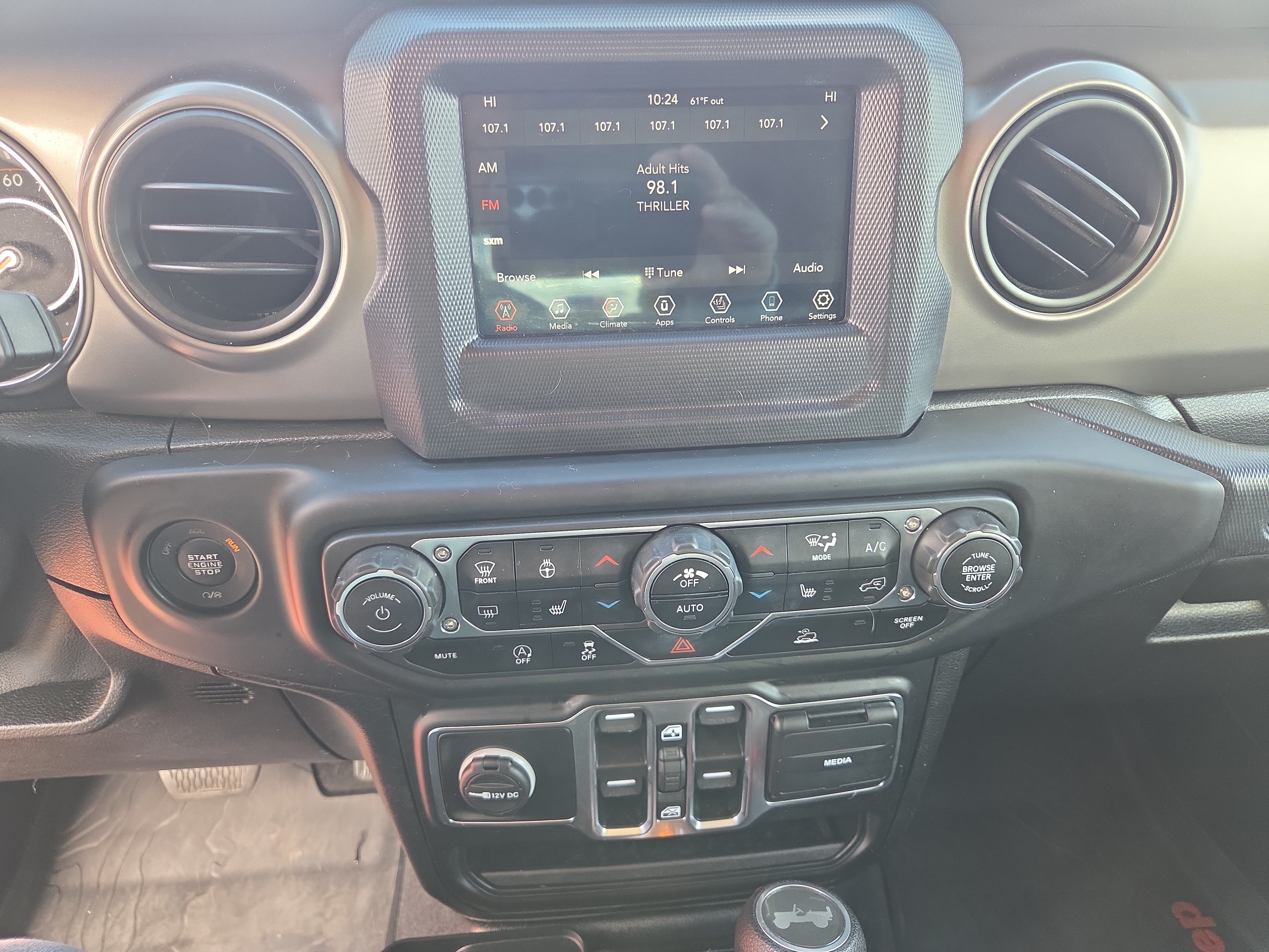 Used 2021 Jeep Wrangler Unlimited Sport AWD/4WD image 22