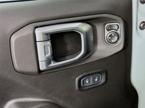 Used 2024 Jeep Wrangler Sport AWD/4WD image 18