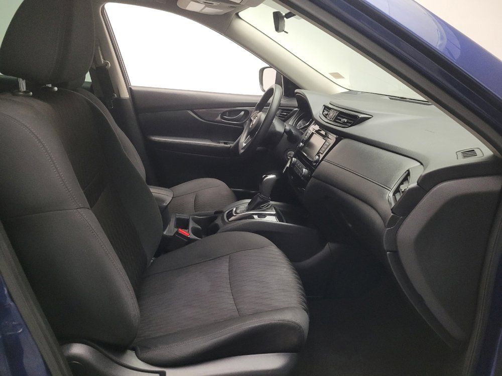 Used 2020 Nissan Rogue S FWD image 21