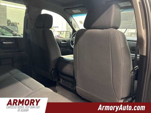 Used 2020 Chevrolet Silverado 1500 Custom w/ Custom Value Package image 28