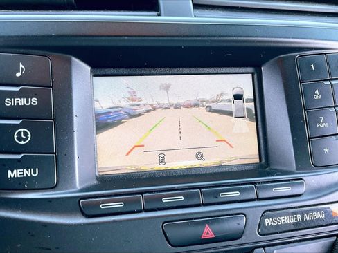 Used 2016 Ford Explorer XLT FWD image 21