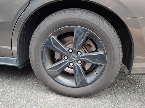 Used 2018 Honda Odyssey EX-L image 4
