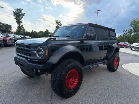 Used 2022 Ford Bronco 4-Door AWD/4WD image 8