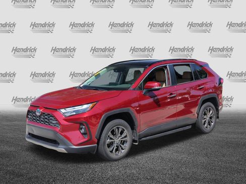 Used 2022 Toyota RAV4 Limited AWD/4WD image 5