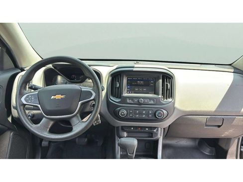 Used 2020 Chevrolet Colorado W/T w/ WT Convenience Package RWD image 13