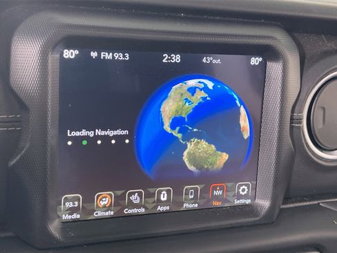 Used 2021 Jeep Gladiator Overland w/ Popular Equipment Package image 12