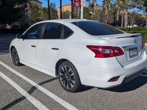 Used 2017 Nissan Sentra SR image 6