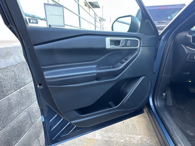 Used 2020 Ford Explorer XLT w/ Equipment Group 202A RWD image 11
