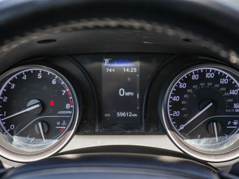 Used 2022 Toyota Camry SE w/ Carpet Mat Package (TMS) FWD image 20