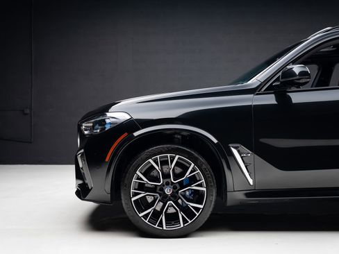 Used 2022 BMW X5 M w/ Executive Package AWD/4WD image 19