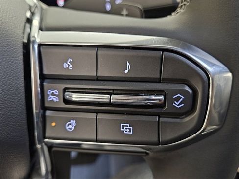 New 2025 GMC Yukon XL Elevation image 23