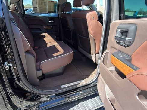 Used 2015 Chevrolet Silverado 1500 High Country w/ High Country Premium Package image 19