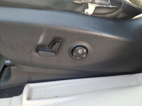 Used 2017 Chrysler Pacifica Touring-L w/ Tire & Wheel Group image 20