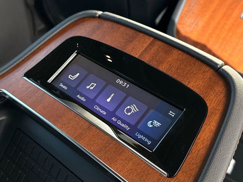 New 2025 Lincoln Navigator Black Label image 16