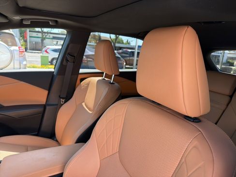 Used 2025 Lexus RX 350h w/ Convenience Package AWD/4WD image 8