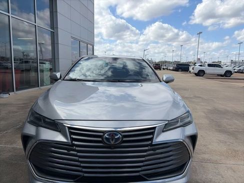 Used 2021 Toyota Avalon Limited w/ Advanced Safety Package image 6