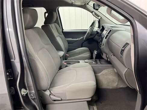 Used 2016 Nissan Frontier SV w/ SV Value Truck Package image 21