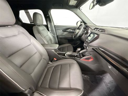 Used 2023 Chevrolet TrailBlazer RS w/ Convenience Package image 41