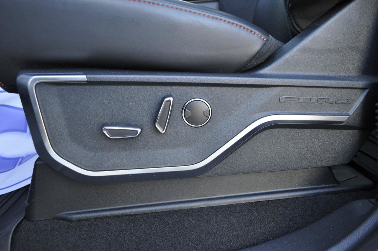 Used 2025 Ford F150 Raptor AWD/4WD image 14