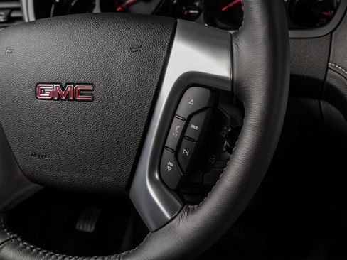 Used 2015 GMC Acadia Denali FWD image 50