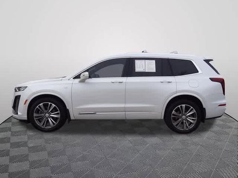 Used 2021 Cadillac XT6 Premium Luxury image 2