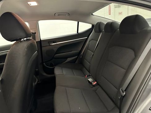 Used 2020 Hyundai Elantra SE w/ Cargo Package (C1) FWD image 25