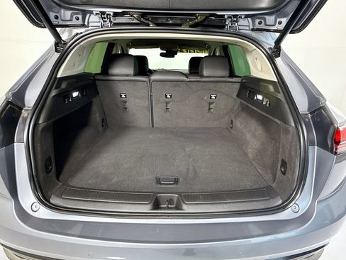Used 2022 Buick Envision Essence w/ Technology Package I FWD image 28