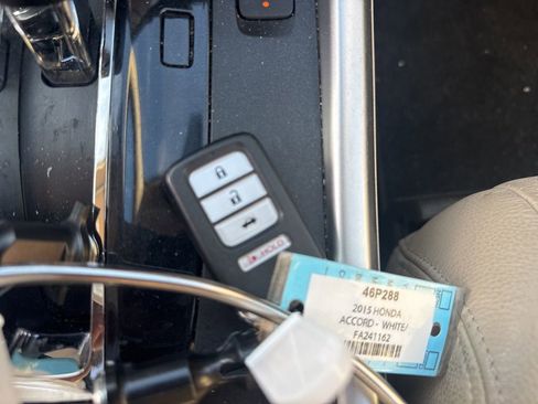 Used 2015 Honda Accord EX-L image 41