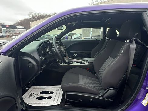 Used 2018 Dodge Challenger R/T image 24