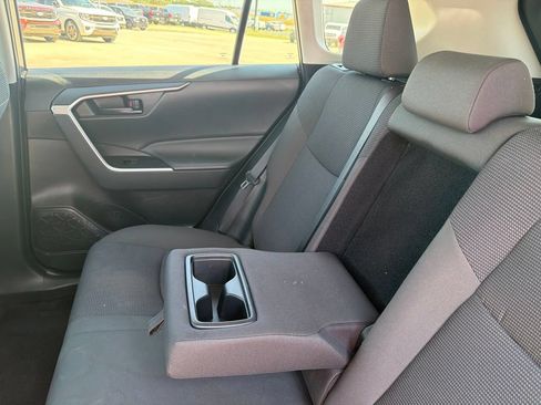 Used 2025 Toyota RAV4 LE AWD/4WD image 28