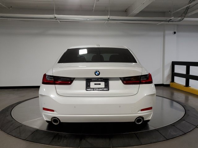 Used 2024 BMW 330i xDrive Sedan w/ Convenience Package AWD/4WD image 8