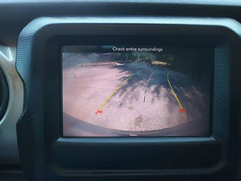 Used 2020 Jeep Wrangler Sport AWD/4WD image 24