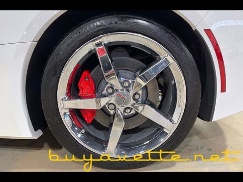 Used 2014 Chevrolet Corvette Stingray 3LT Convertible w/ 3LT Preferred Equipment Group image 14