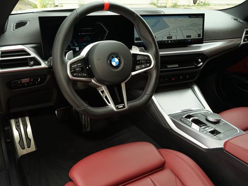 Used 2025 BMW M440i Coupe RWD image 9