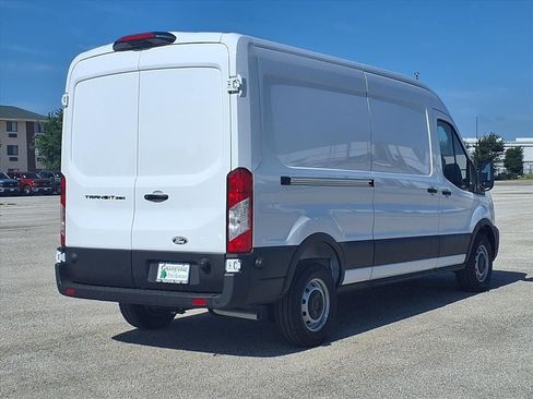 New 2026 Ford Transit 250 148 Medium Roof RWD image 34
